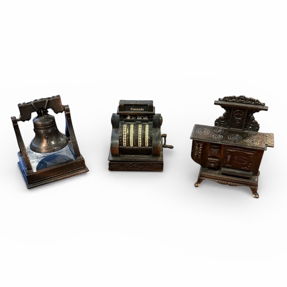 Highly Collectable Vintage Pencil Sharpeners Die Cast 2 Play Me 1 Unbranded Set
